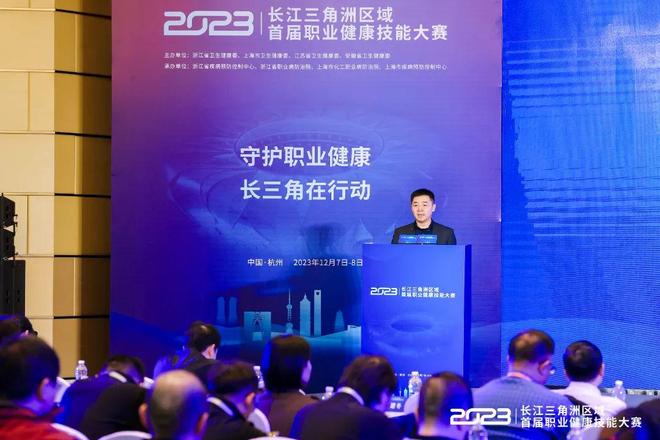 他曾在20 他曾在20