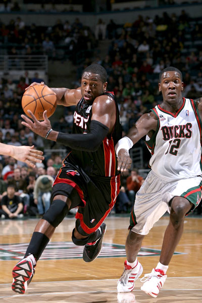 了众多球迷 了众多球迷