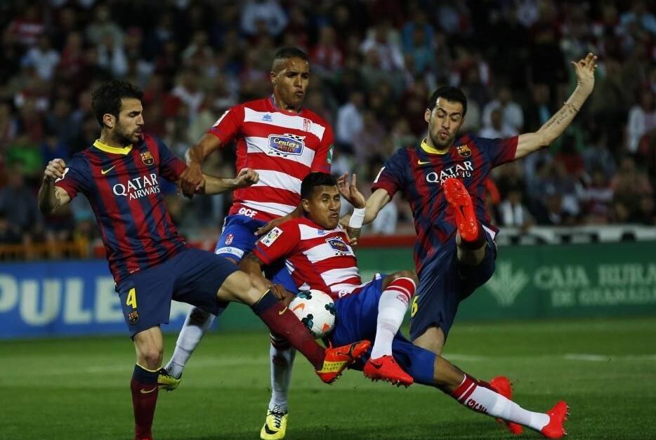 服梅斯巴希 服梅斯巴希