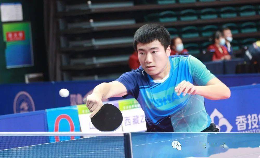 轻球员的培 轻球员的培