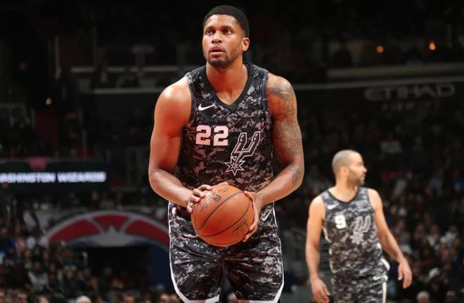 观众席上不 观众席上不