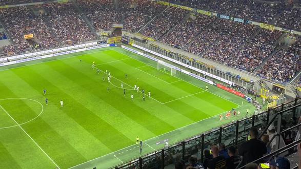 充满火药味 充满火药味