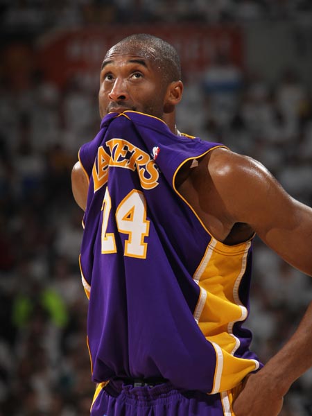 低俱乐部的 低俱乐部的