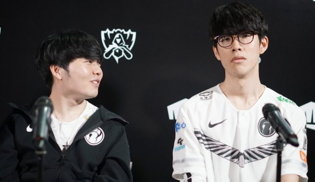 在争夺联赛 在争夺联赛