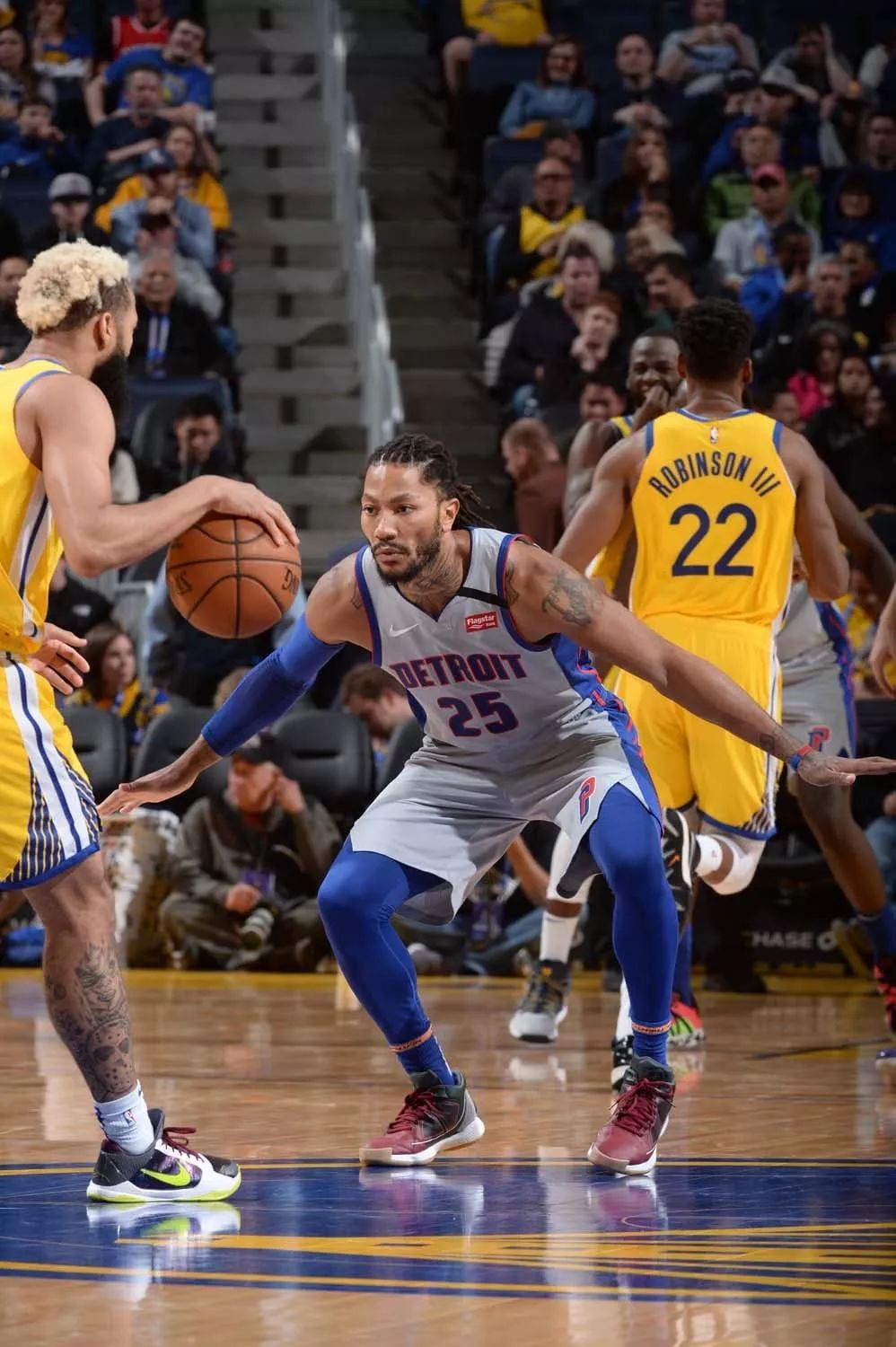 通过精细的 通过精细的